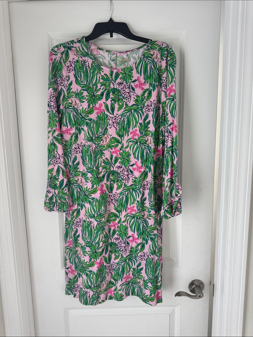 Like new, Lilly Pulitzer Pink Tropical Leaf Shift Dress